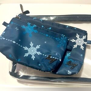 Lug Blue & White Snowflake Women's Amenity Cosmetic Bag Set